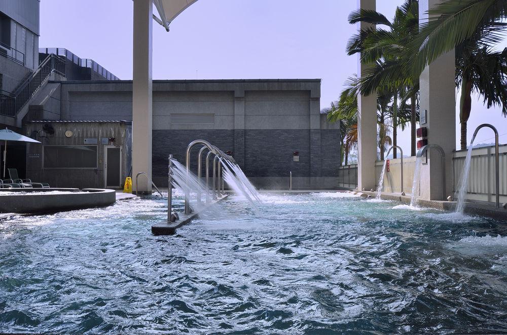 The Sun Hot Spring & Resort Taichung Bagian luar foto