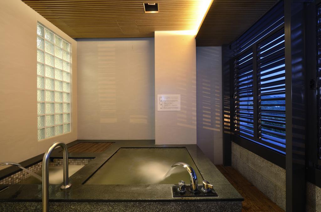 The Sun Hot Spring & Resort Taichung Bagian luar foto