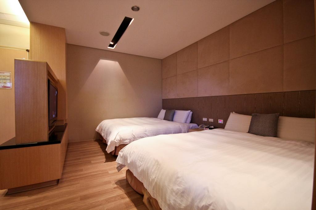 The Sun Hot Spring & Resort Taichung Bagian luar foto